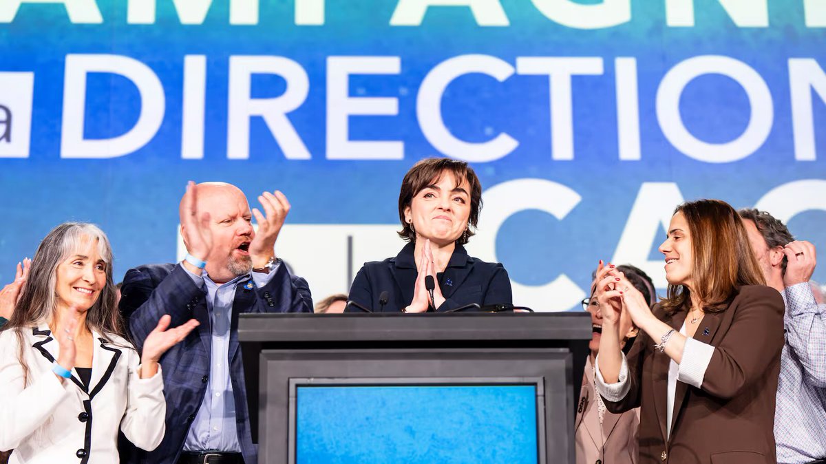 Danielle Smith tweet media