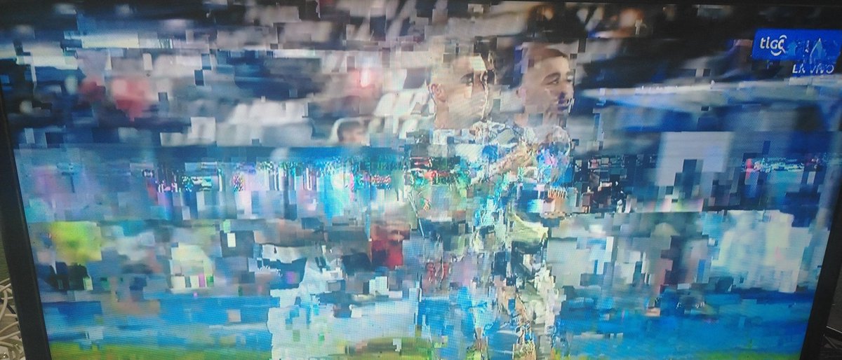 RubiaRut's tweet photo. @TigoSportsPY NO SE VE NADA 
 LA SEÑAL ES HORRIBLE QUE LADRONES SON EN SERIO PARA LO UNICO QUE PAGAMOS ES PARA VERLE A OLIMPIA.. https://t.co/JN79WmCk5J