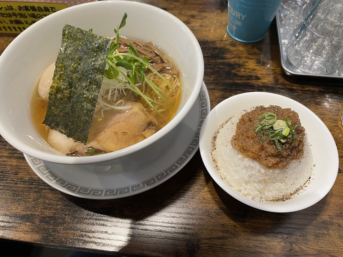 ノジサン tweet media