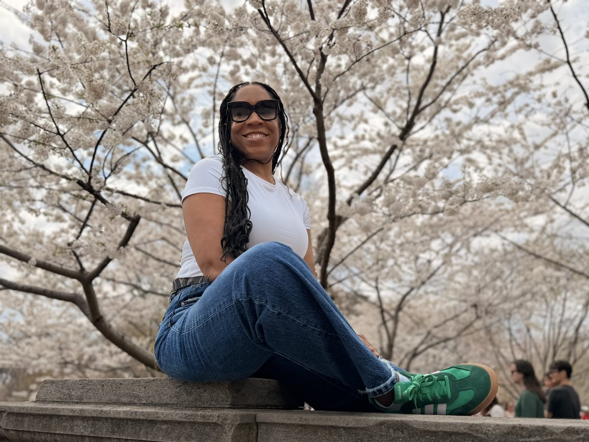 Juliana Stratton tweet media