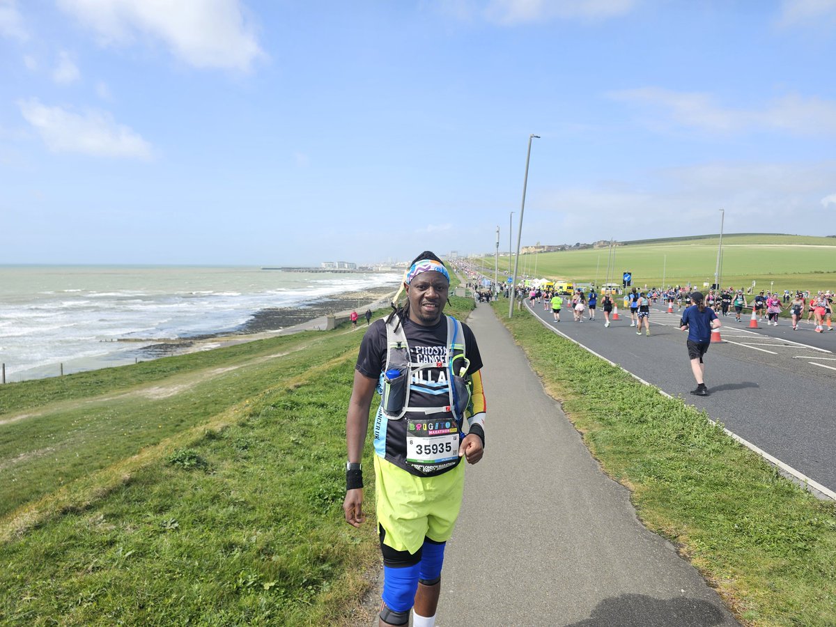 I need to lose weight bcoz dragging 86.6kg around the hills of Brighton for 42.2km slowed me down. The best I could do was 5hr 34 minutes.