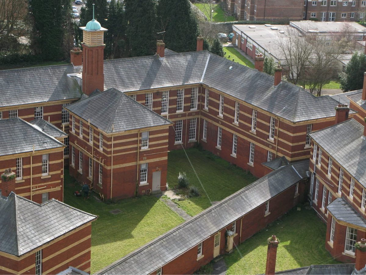 Whitchurch Hospital / Ysbyty’r Eglwys Newydd tweet media