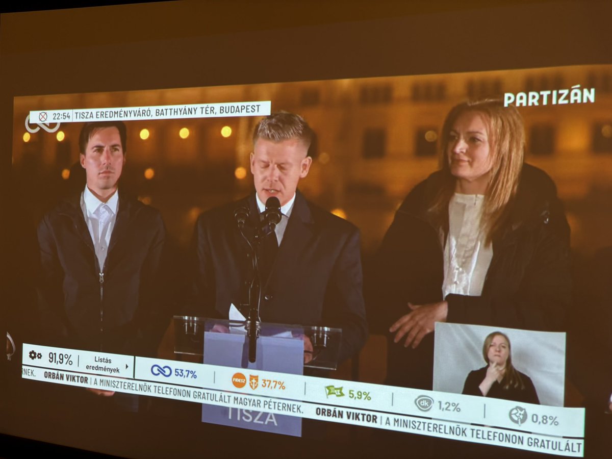 Astrid Harz tweet media