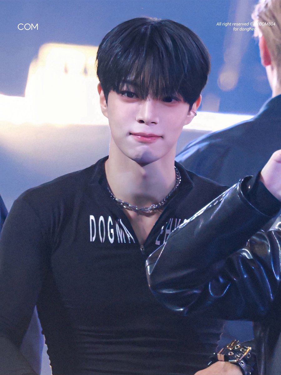 콤이.. tweet media