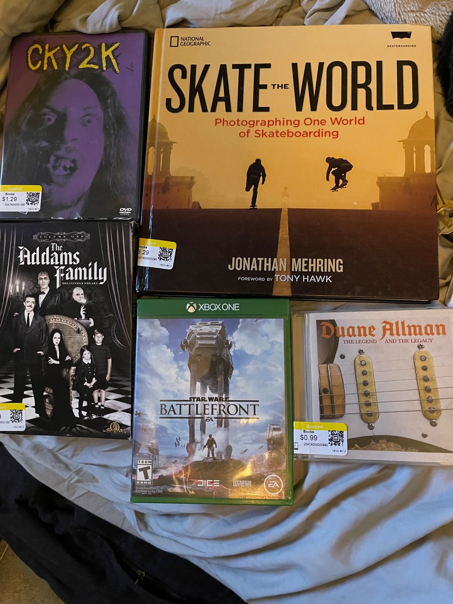 RadicalTimesInParadise tweet media