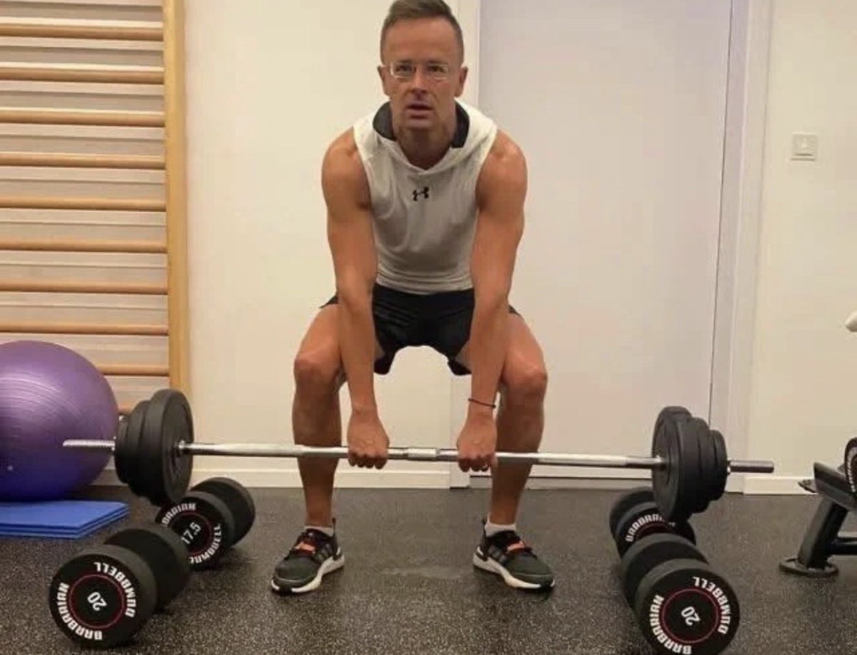 Michael Weiss tweet media