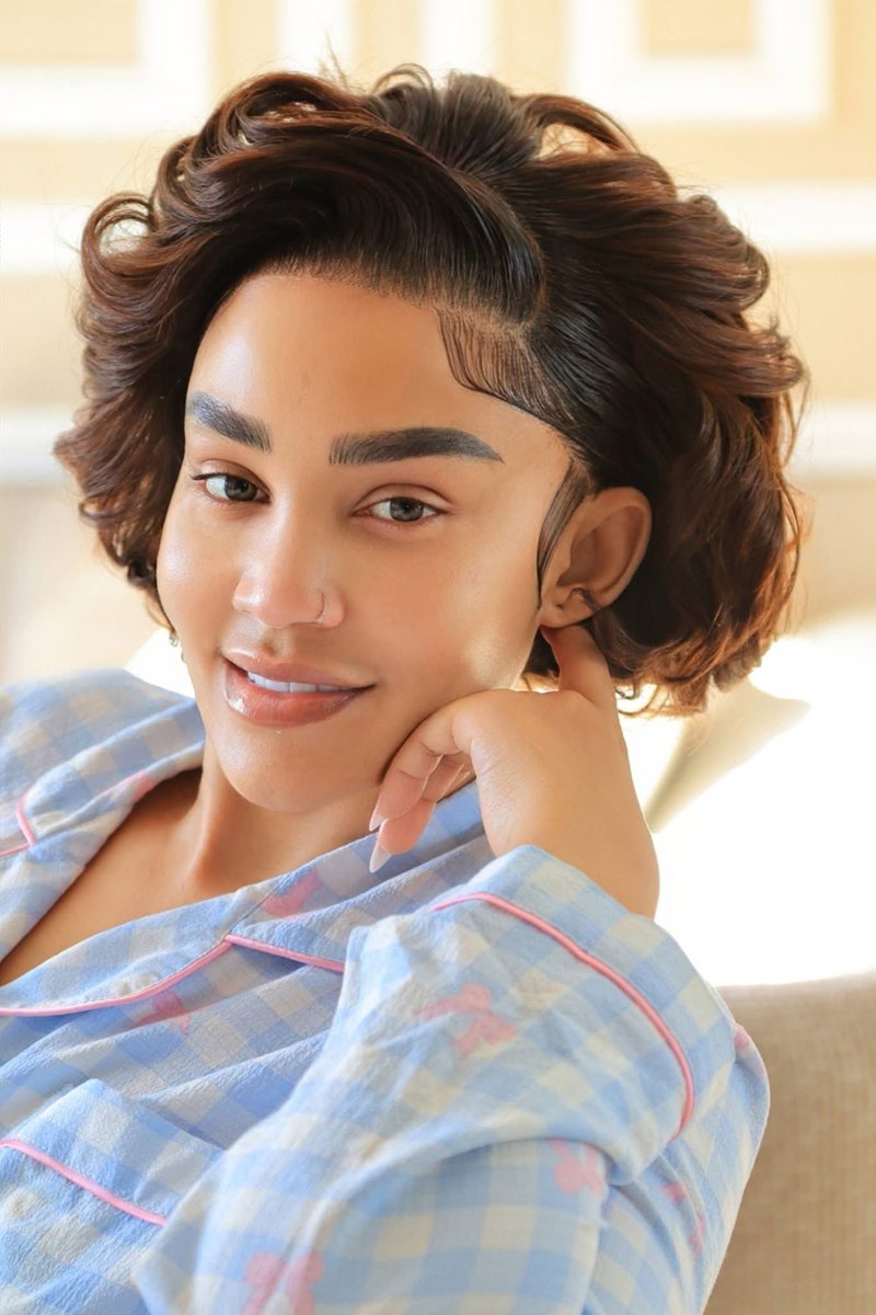 Rising⭐️star tweet media