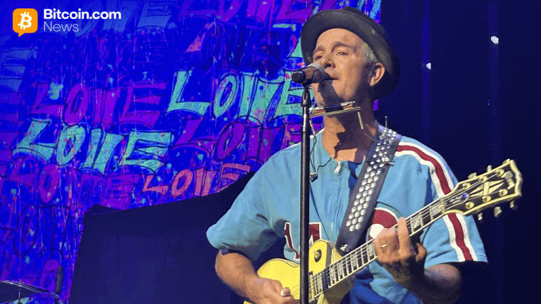 CryptoMinute ⏳ tweet media