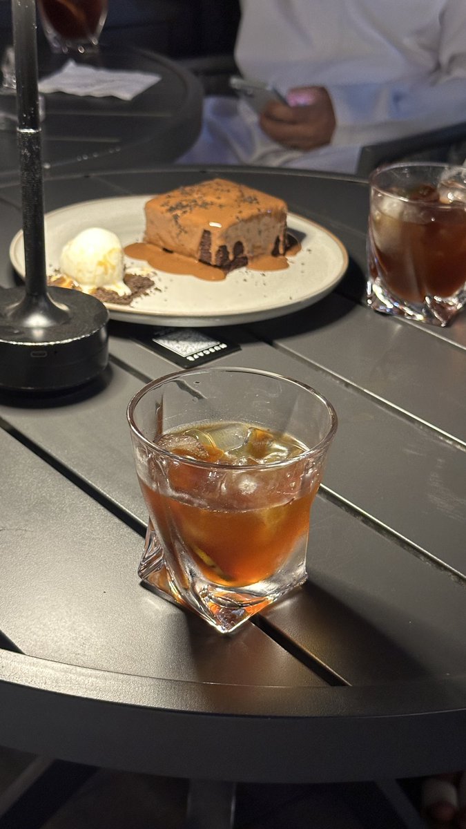 ___RL9's tweet photo. cold brew 🧡 https://t.co/OIRQTWiTXl