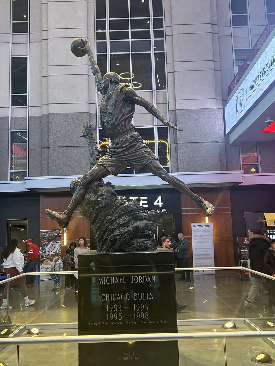 CHENZEN🌍 tweet media