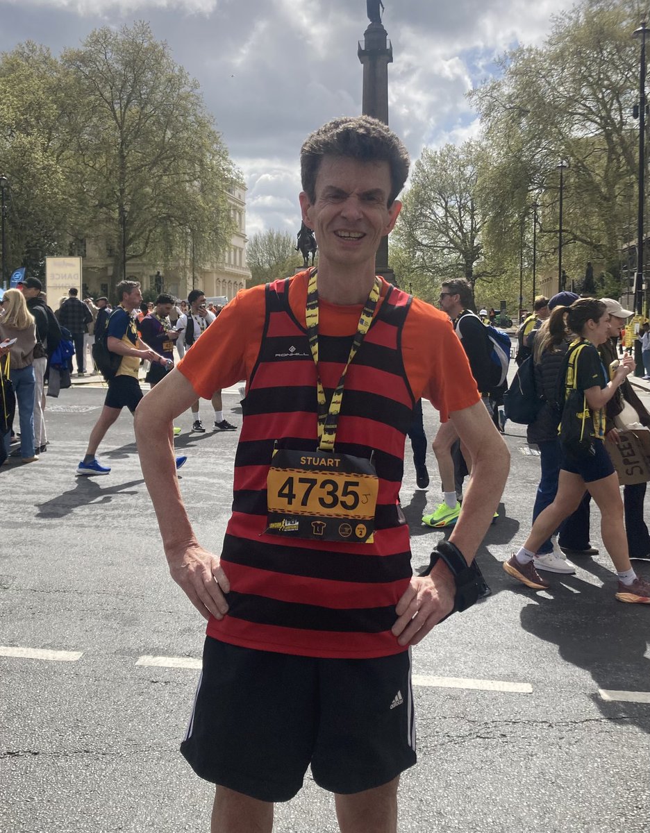 stuartcm's tweet photo. Joined in with today’s London Landmarks Half Marathon. Nailed my fastest time for years (10 minutes faster than expected), and picked up some nice bling. https://t.co/x4qayChj8O