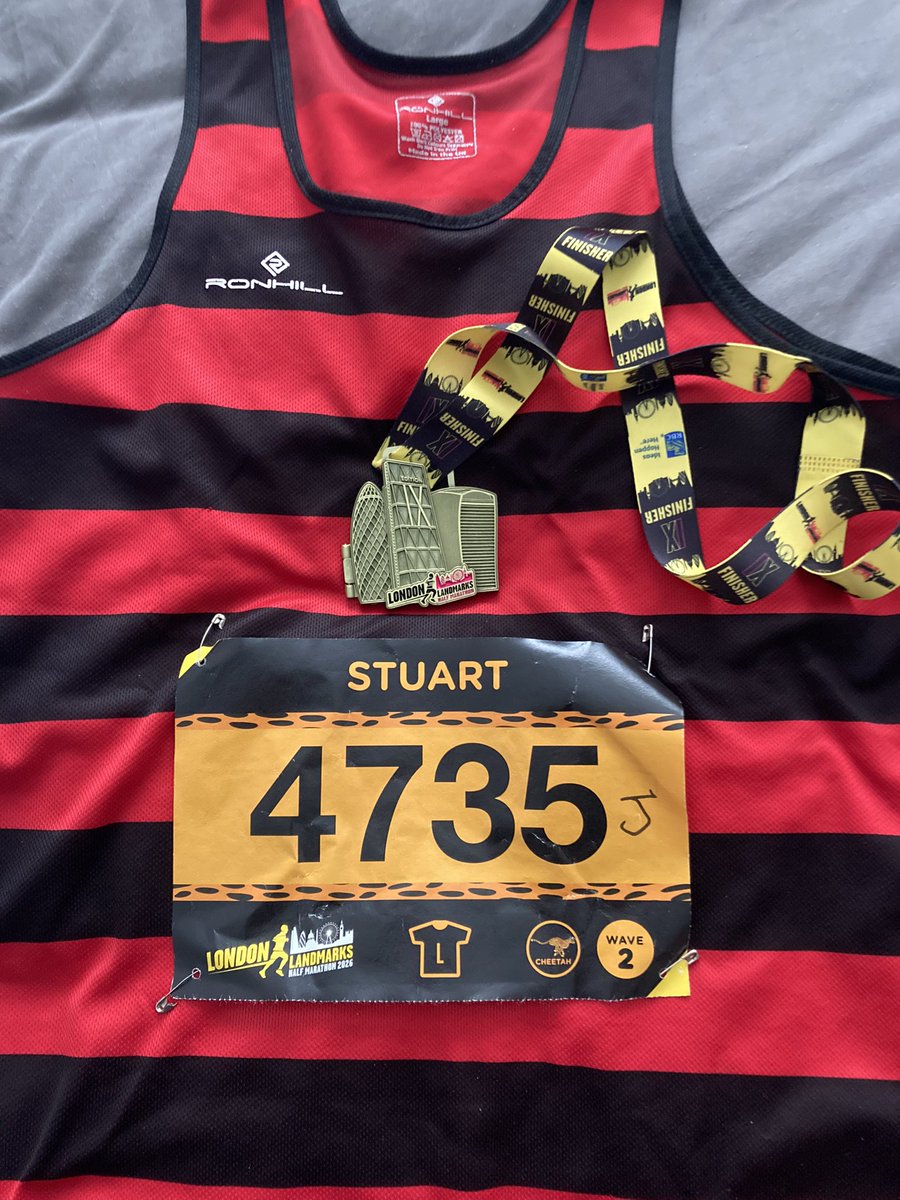 stuartcm's tweet photo. Joined in with today’s London Landmarks Half Marathon. Nailed my fastest time for years (10 minutes faster than expected), and picked up some nice bling. https://t.co/x4qayChj8O