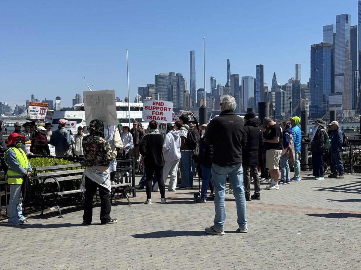 adam kramer tweet media