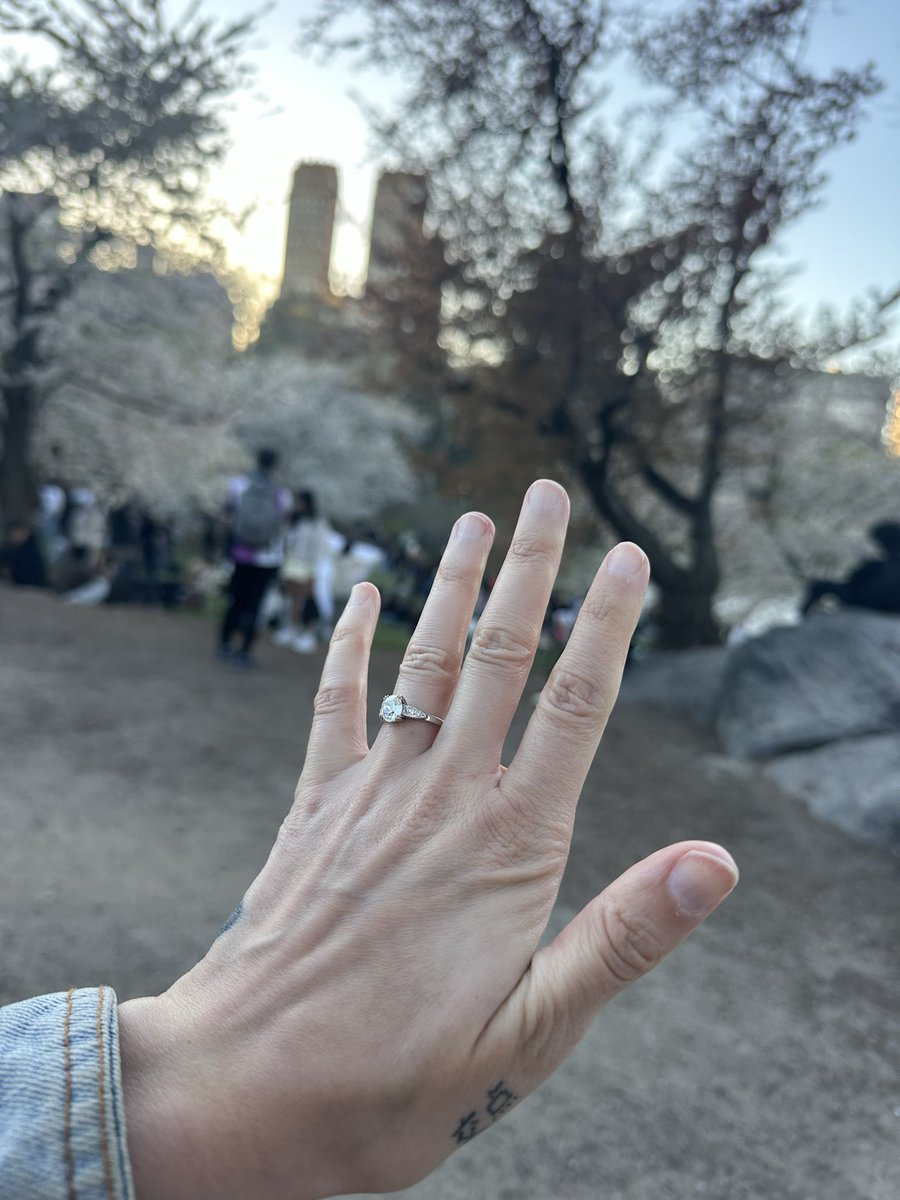 future Mrs. Slammeron tweet media