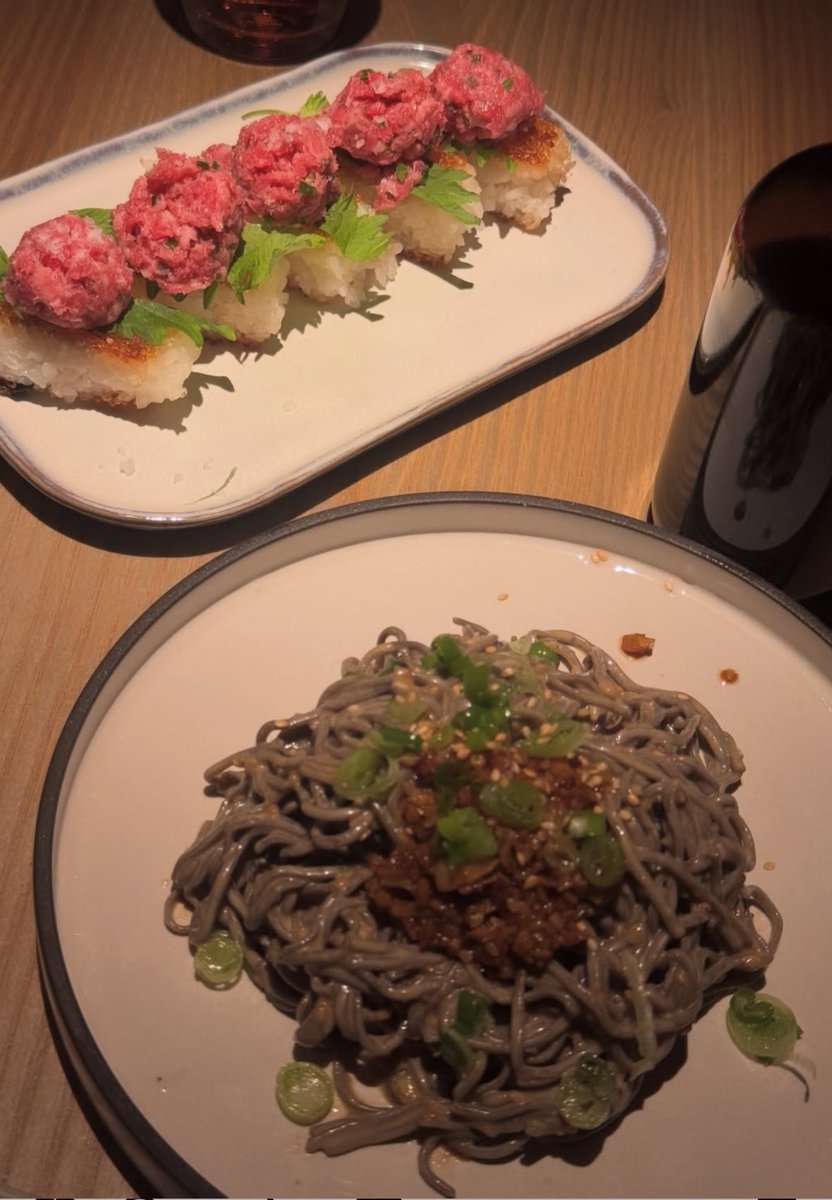 KYLIE DICKSON tweet media