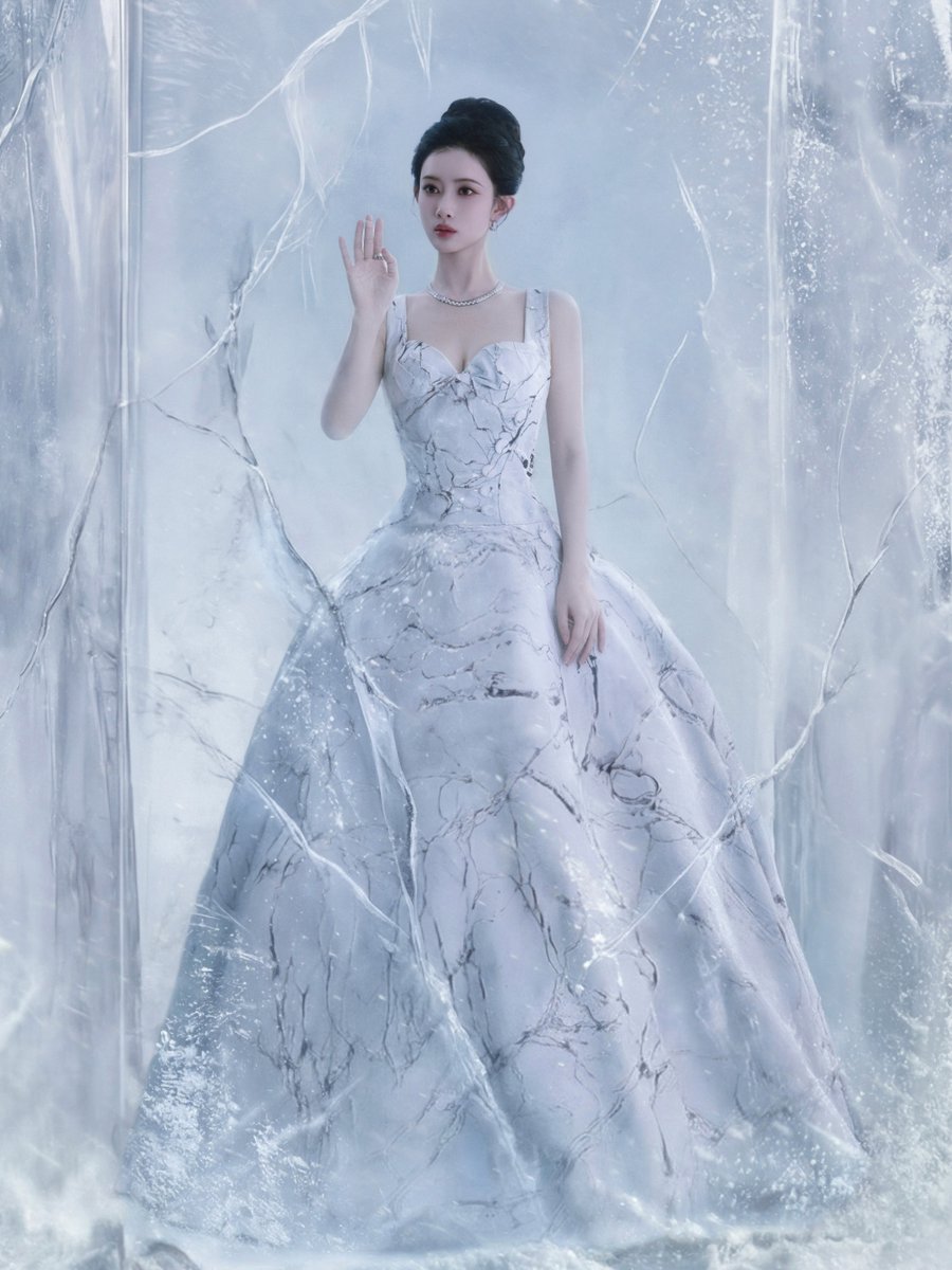 bai_lu_twh's tweet photo. #MengZiyi #ZoeyMeng #孟子义 🇨🇳💘💘💘
Meng Ziyi for 2025 iQIYI Scream Night in Macau
#2025iQIYIScreamNight
📺#RoyalRumors
📺#Blossom
📺#ThePrincessGambit
gorgeous💘💘💘
spectacular💘💘💘 https://t.co/nNNnllFXwK