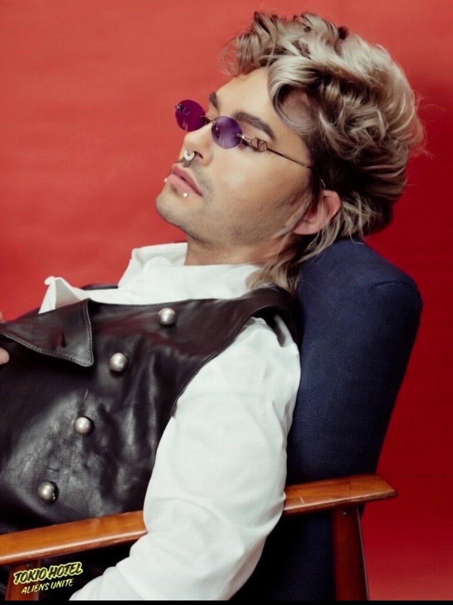 die Porzellanpuppe tweet media