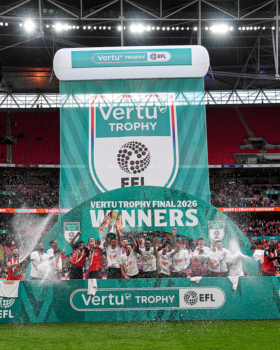 Luton Town FC tweet media