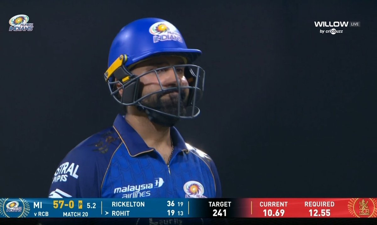 𝐊𝐨𝐡𝐥𝐢𝐧𝐚𝐭!𝟎𝐧_👑🚩 tweet media