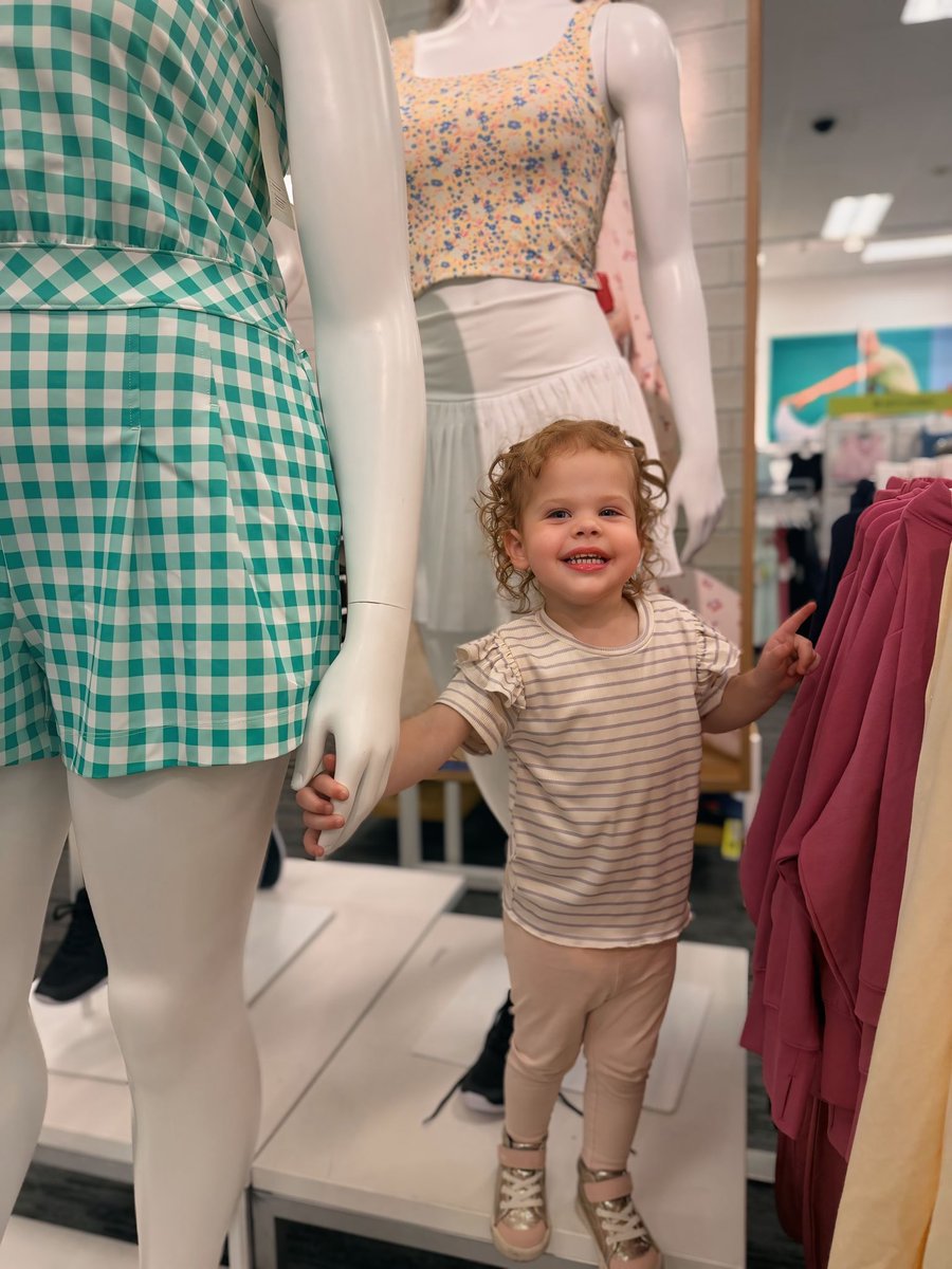 Isabella Moody tweet media