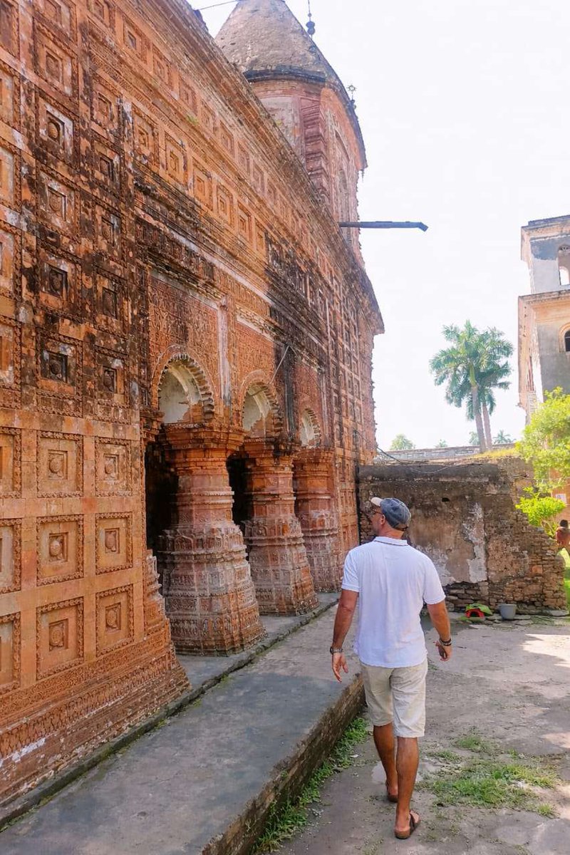 modhutours's tweet photo. Andreas, an American tourist on a tour in Bangladesh.
#bangladeshtour #bangladeshtourpackage #modhutours https://t.co/u4i5jcmdKM