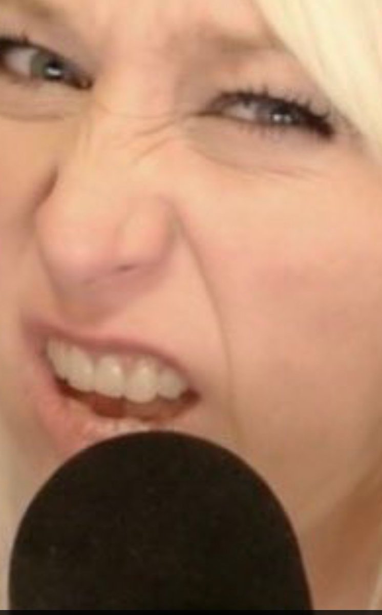 Bornagainflute's tweet photo. @KatyDidClips Could be worse...

😳🐕💀 https://t.co/ulZkZK2D0N