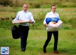 Tomasz123362's tweet photo. @Dariusz_Jonski #PutinformaObywatelska na wakacjach...
#TeamPutin #ZdradaNarodowa https://t.co/6cXEAhcRhe