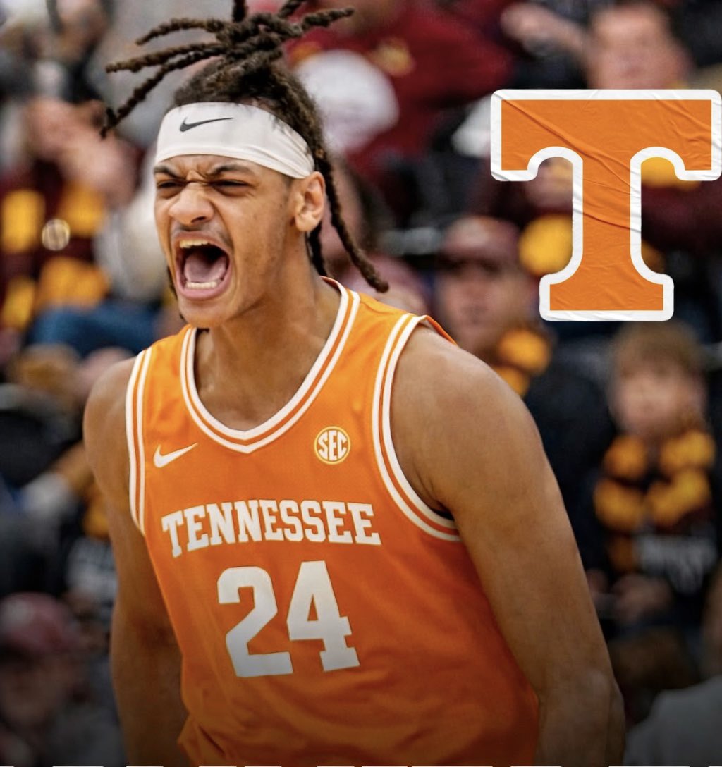 JSGreer731's tweet image. Loyola Center Miles Rubin has committed to #Tennessee! 

The 6’10, 220 lbs C started in all 33 games in 2025 and averaged a team-leading 11.3 points and 7.1 rebounds per game.

He is also #Loyola’s all-time blocks leader with 237!

#VFL