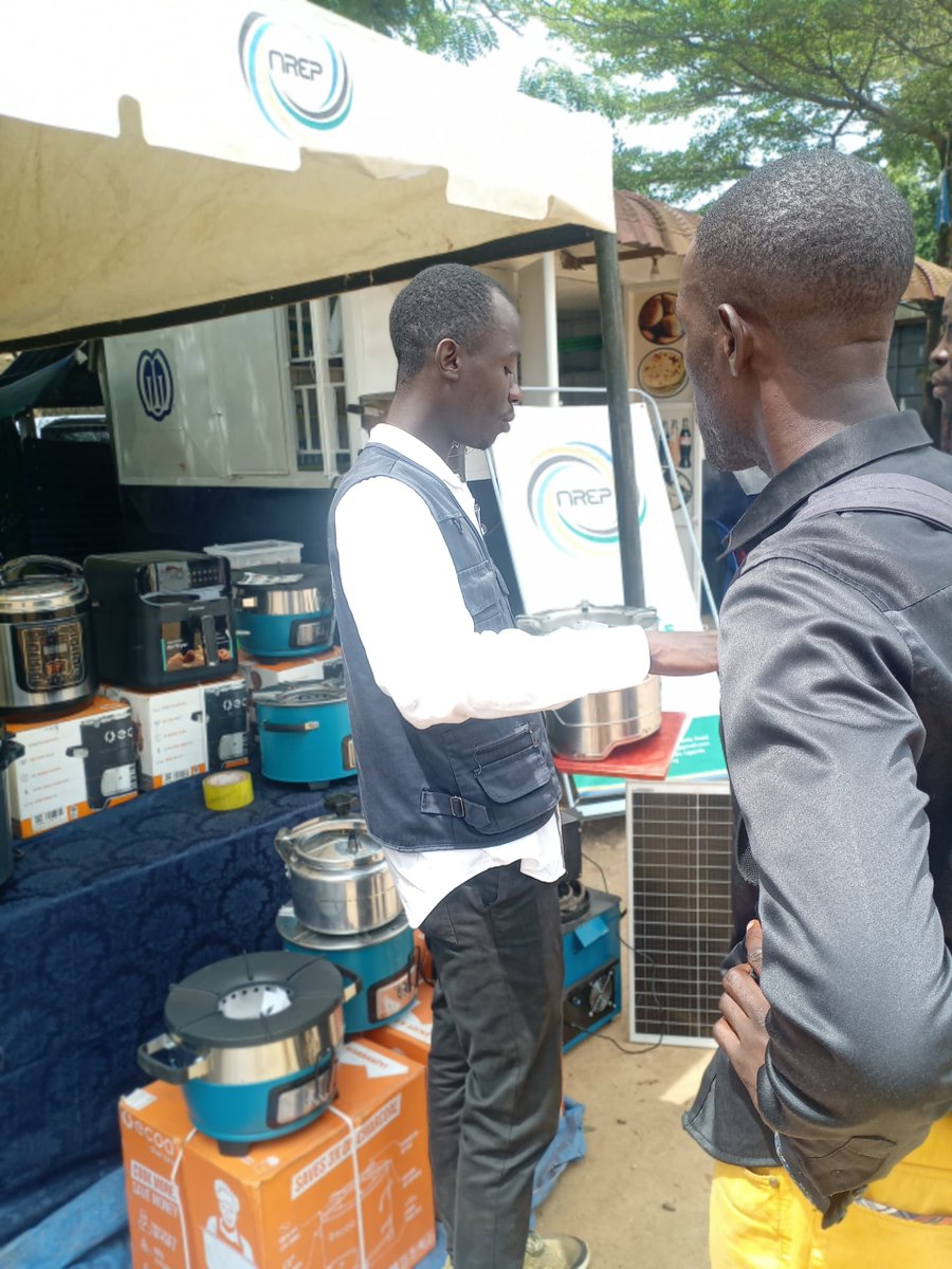 DetraEnergy's tweet image. We joined other partners at St. Stephen's Church Kisugu for the induction of Emmanuel Kalagala as Archdeacon, led by Samuel Stephen Kaziimba Mugalu.

Also engaged the community on clean energy solutions.

@ICLEIAfrica @SNVinUganda @giz_uganda @NREP_Uganda @unacc_ug 
#CleanEnergy