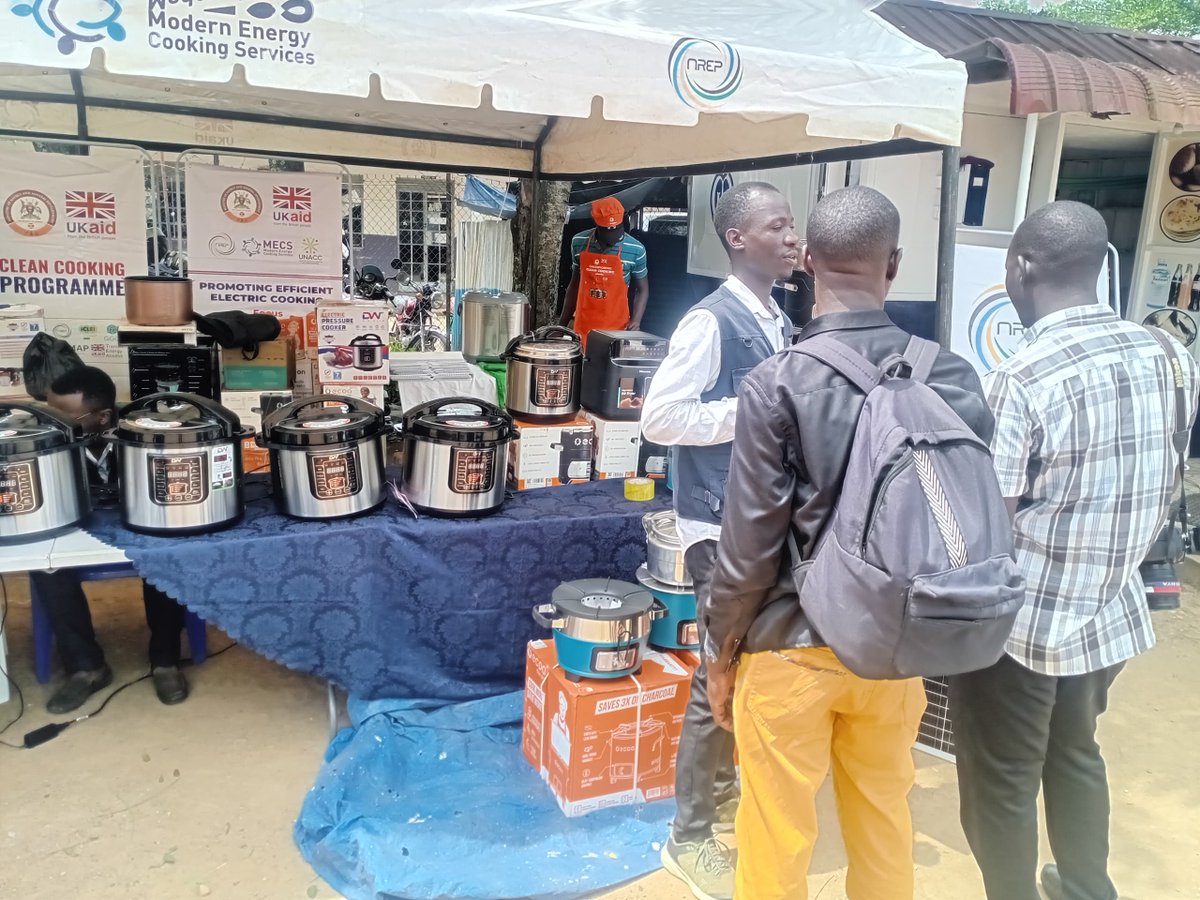 DetraEnergy's tweet image. We joined other partners at St. Stephen's Church Kisugu for the induction of Emmanuel Kalagala as Archdeacon, led by Samuel Stephen Kaziimba Mugalu.

Also engaged the community on clean energy solutions.

@ICLEIAfrica @SNVinUganda @giz_uganda @NREP_Uganda @unacc_ug 
#CleanEnergy