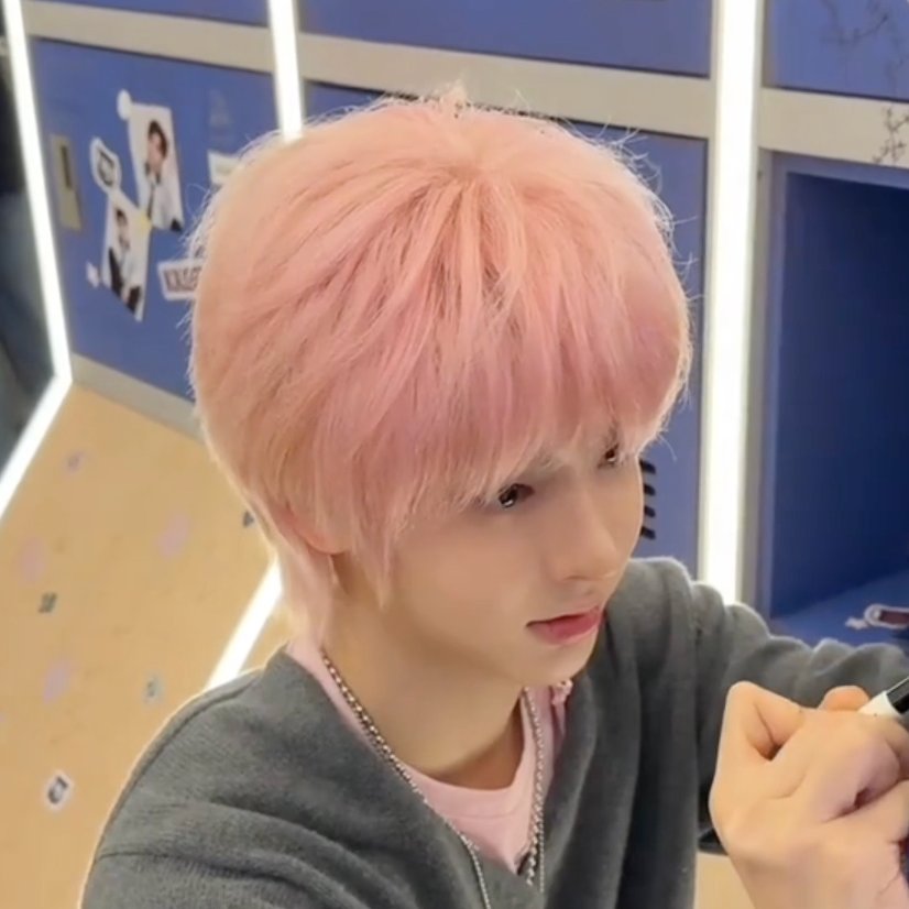 hyunjun pics tweet media