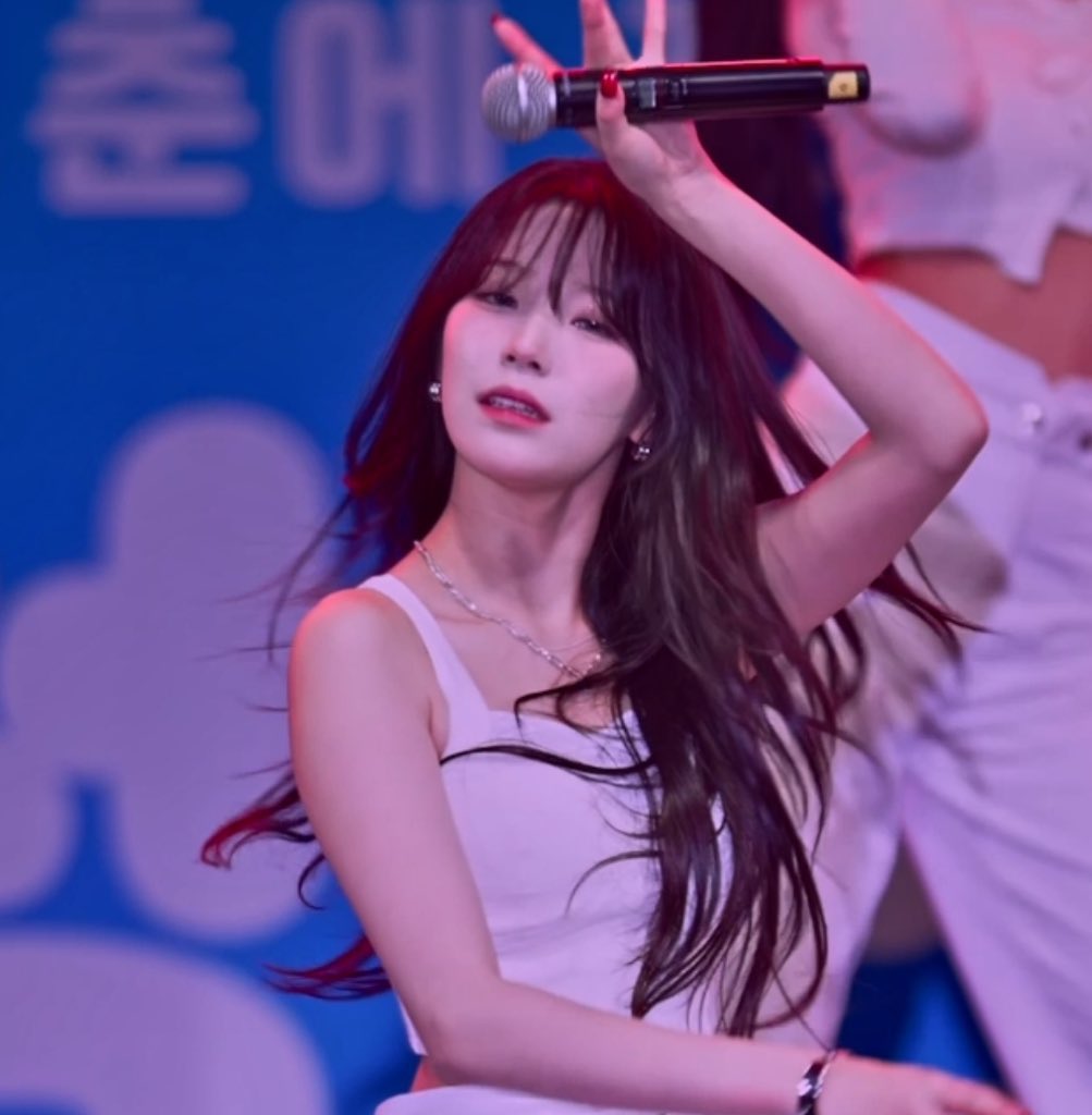 jiheon pics ✧ tweet media