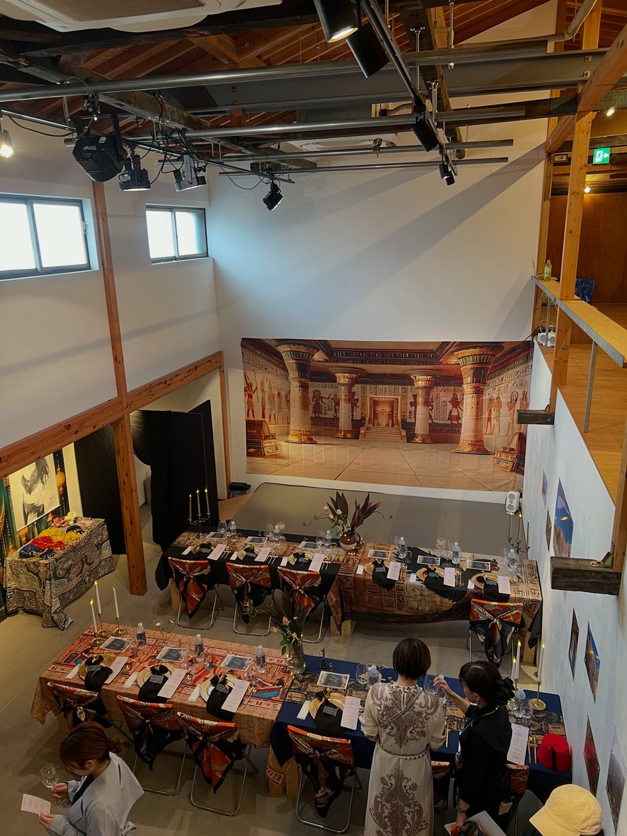 加賀屋の千鳥文化ホールが
エジプト一色に。

素敵な試みでした。
そして大盛況。

新しい出会いにも感謝ですー
そしてちょくちょく繋がりがあって驚きです笑