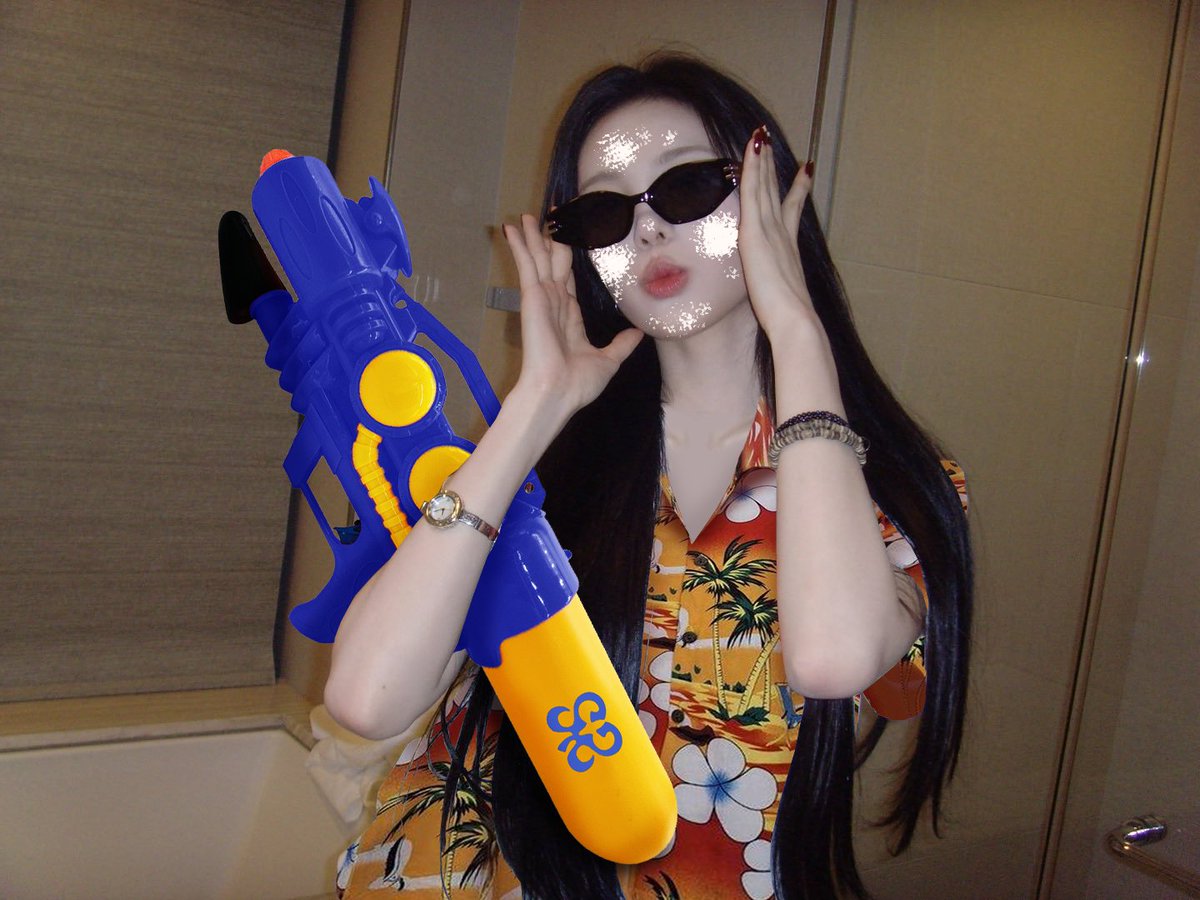 🌼🌸💧 ๑๓ เมษา ๒๕๖๙ วันดี อีอันไทยแลนด์ขอสวัสดีปีใหม่ไทยทุกท่าน... หากใครออกไปเล่นน้ำอย่าลืมทา ☀️ ครีมกันแดด 🫛💦 รีทวีตนี้สุ่มแจก FOCUS Smini ver. น้องอีอัน ๑ รางวัลให้ ฟลว. จ้าาา 🔫💦💦💦