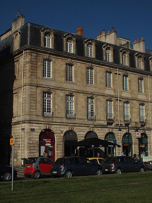 MonumentumFr's tweet image. Immeuble à #Bordeaux (#Gironde) L'idée d'une place royale et d'une façade uniforme des quais le long de la Garonne a été longue à s'imposer. En 1746, l'intendant Claude Boucher avait obtenu l'acceptation des ju...
Suite 👉 monumentum.fr/monument-histo…
#Patrimoine #MonumentHistorique