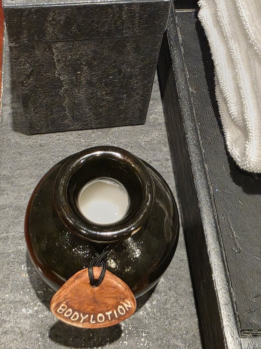 ¯\_(ツ)_/¯ tweet media