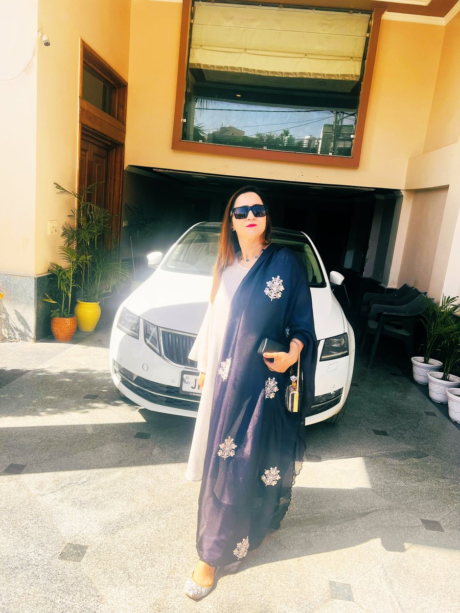 Anissa Nabi tweet media