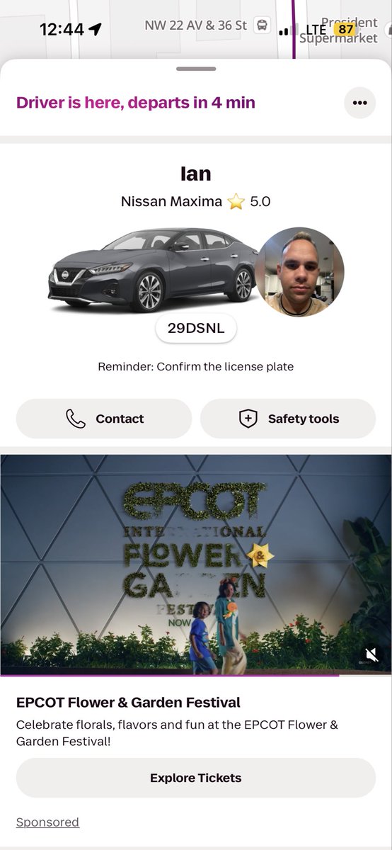 jxbby00's tweet photo. hey @lyft this dude arrived in a different car than on his profile. canceled the ride and then reported me for being possibly underage even though am 25. hmmm #lyft #miami #florida #southflorida #uber #hashtag https://t.co/f9zpt1dHGl