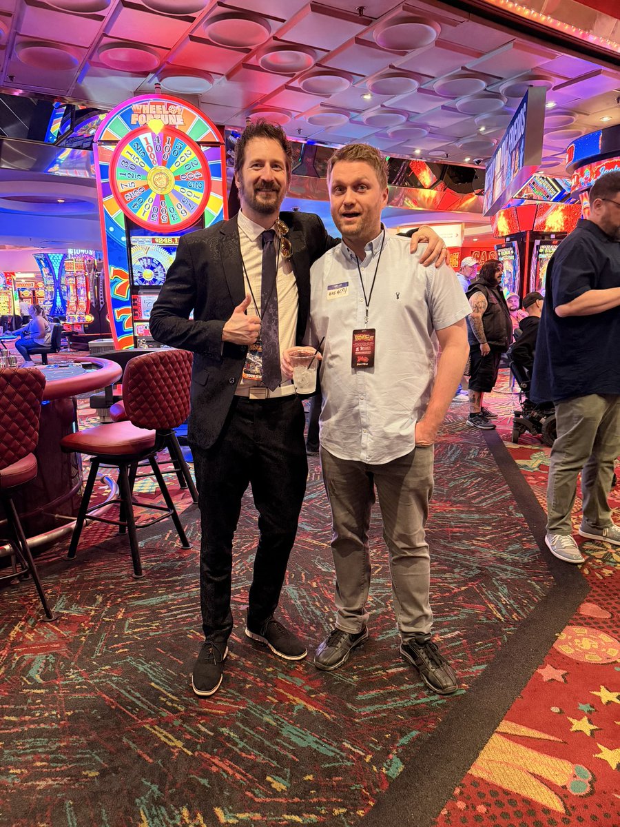 TheHughezy's tweet photo. Met the great @RekietaLaw.
We spoke about coleslaw, I Fought The Law and Lucy Lawless.
He doesn’t like me.
#Hackamania
#HitTheLikeButton https://t.co/C9dBB9aOj6