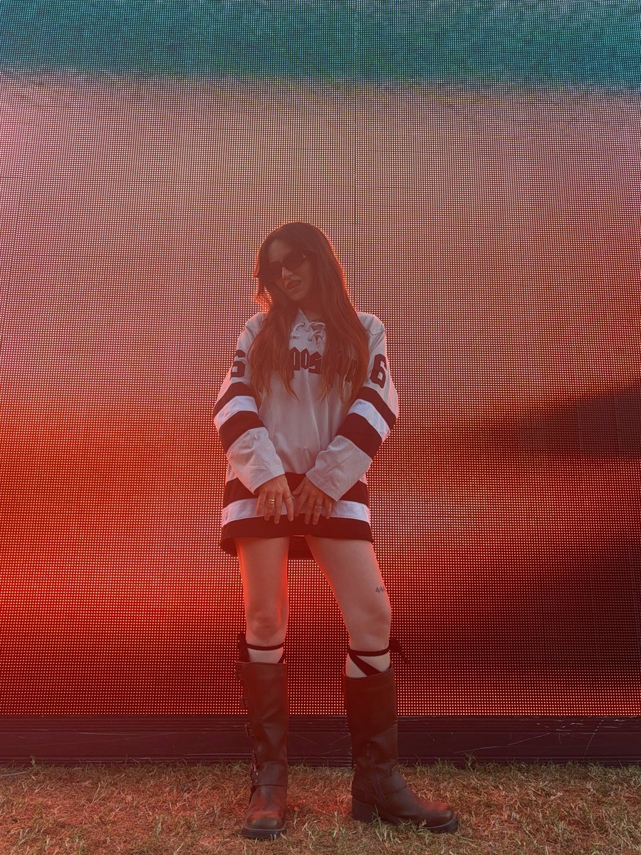 mo ⋆. 𐙚 ̊ tweet media