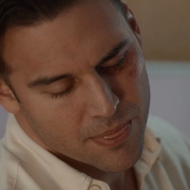 bea 🦌 tweet media