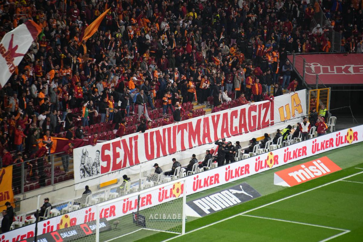 SENİ UNUTMAYACAĞIZ MIRCEA LUCESCU!

#ultrAslan