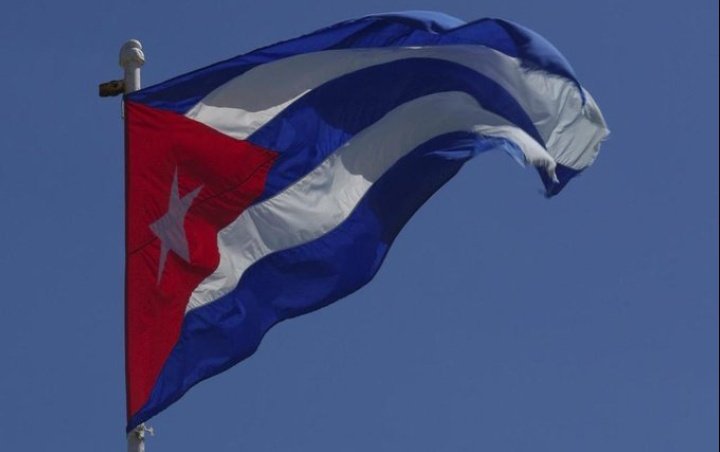 Somos un país de paz. 
Nosotros no promovemos la guerra, no nos gusta la guerra, propiciamos la solidaridad, la cooperación entre los pueblos, pero estamos dispuestos a defender esa paz que queremos". #Cuba🇨🇺
#CubaEstáFirme 
#CubaNoEstáSola