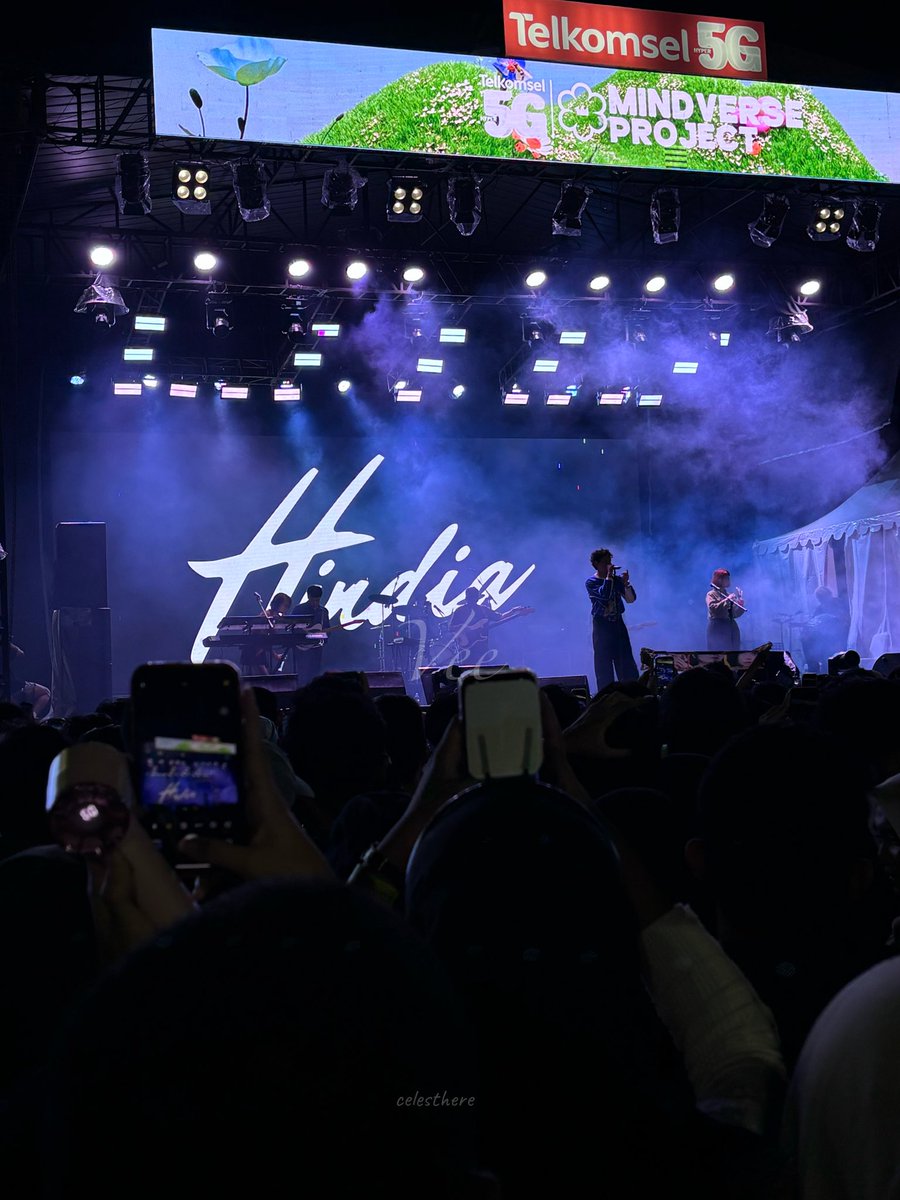 Valérie. tweet media