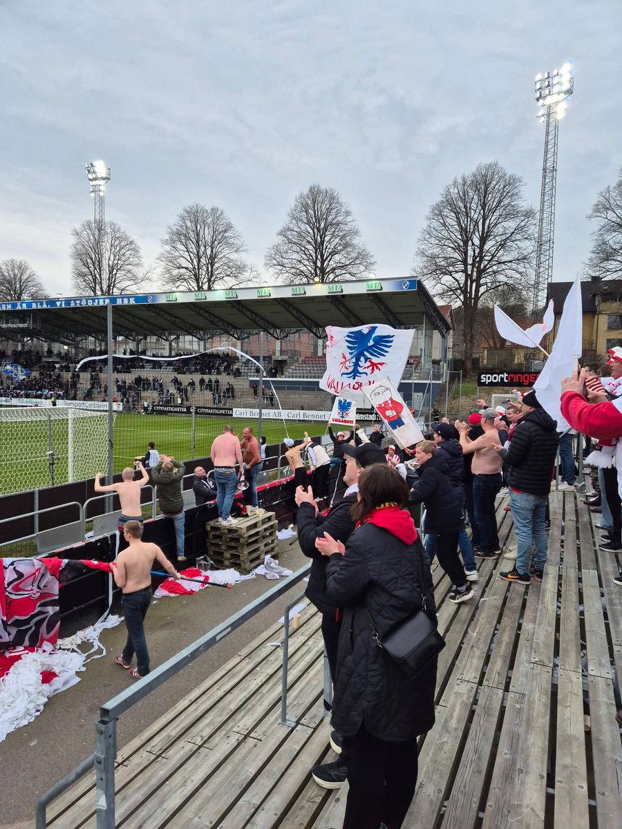 Bilder från firandet i Halmstad.

#Degerforsif