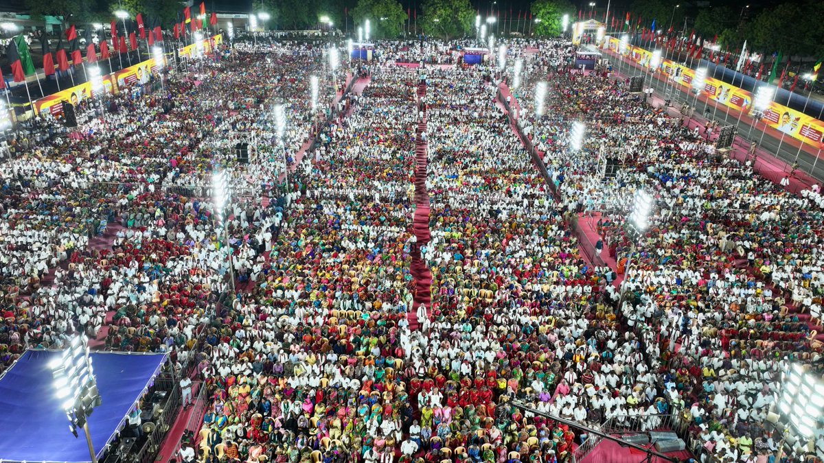 sunnewstamil's tweet image. #PHOTOS | தூத்துக்குடியில் முதலமைச்சர் மு.க.ஸ்டாலின் பரப்புரை

#SunNews | #CMMKStalin | #TNElectionWithSunNews | @mkstalin