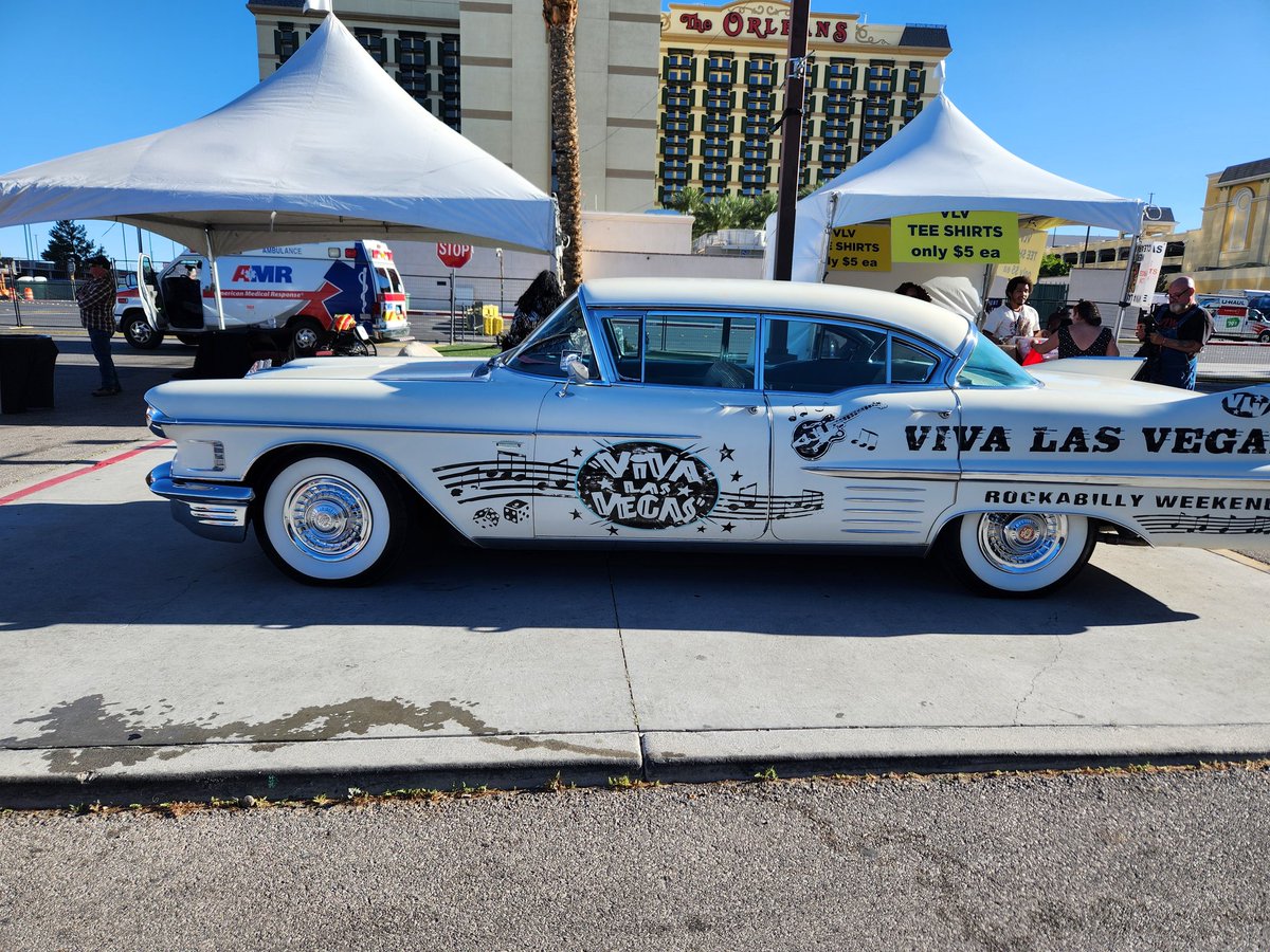 Viva Las Vegas rockabilly weekend doesn't seem too be too busy this weekend