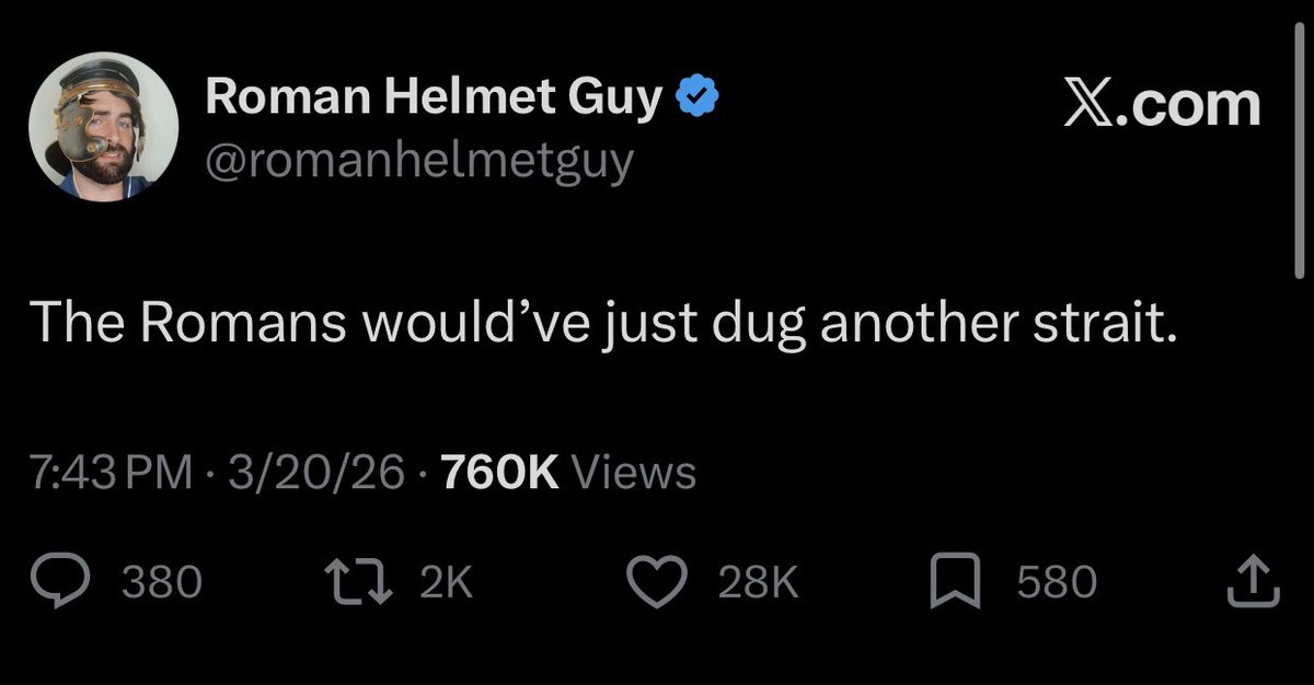 Roman Helmet Guy tweet media