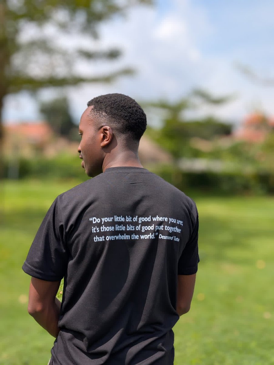 AllanMiles16's tweet photo. Today I happen to be part of Peace Jam Uganda @PeacejamUganda2 physical meet up where I met a couple of my fellow brilliant and intelligent youth and shared ideas and core values of Peace Jan to empower ourselves and also be able to create impact within our community.
It was a nice experience.
#Unmutetheyouth.