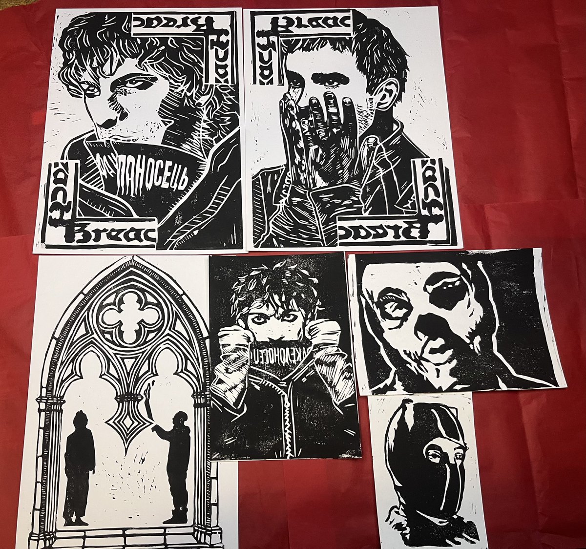 𝔼𝕧𝕒𝕟 |-/ tweet media